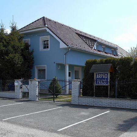 Arpad Panzio Bed and Breakfast Győr Eksteriør billede